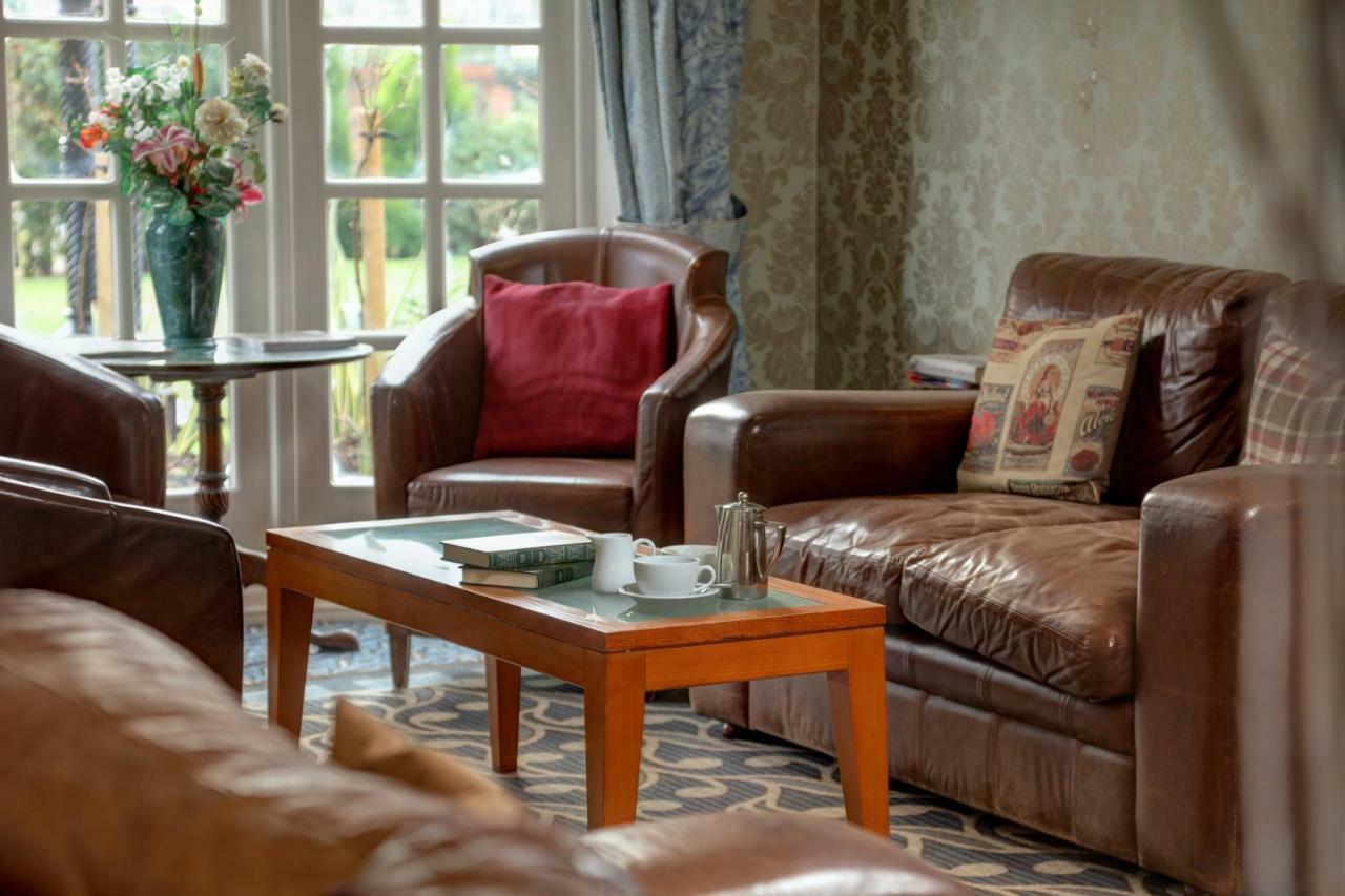 Rossett Hall Hotel Buitenkant foto