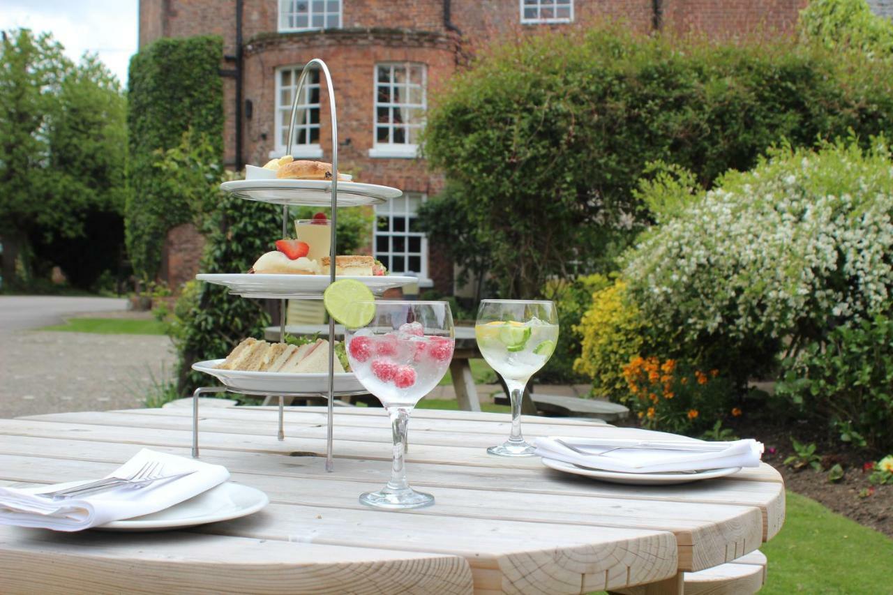 Rossett Hall Hotel Buitenkant foto